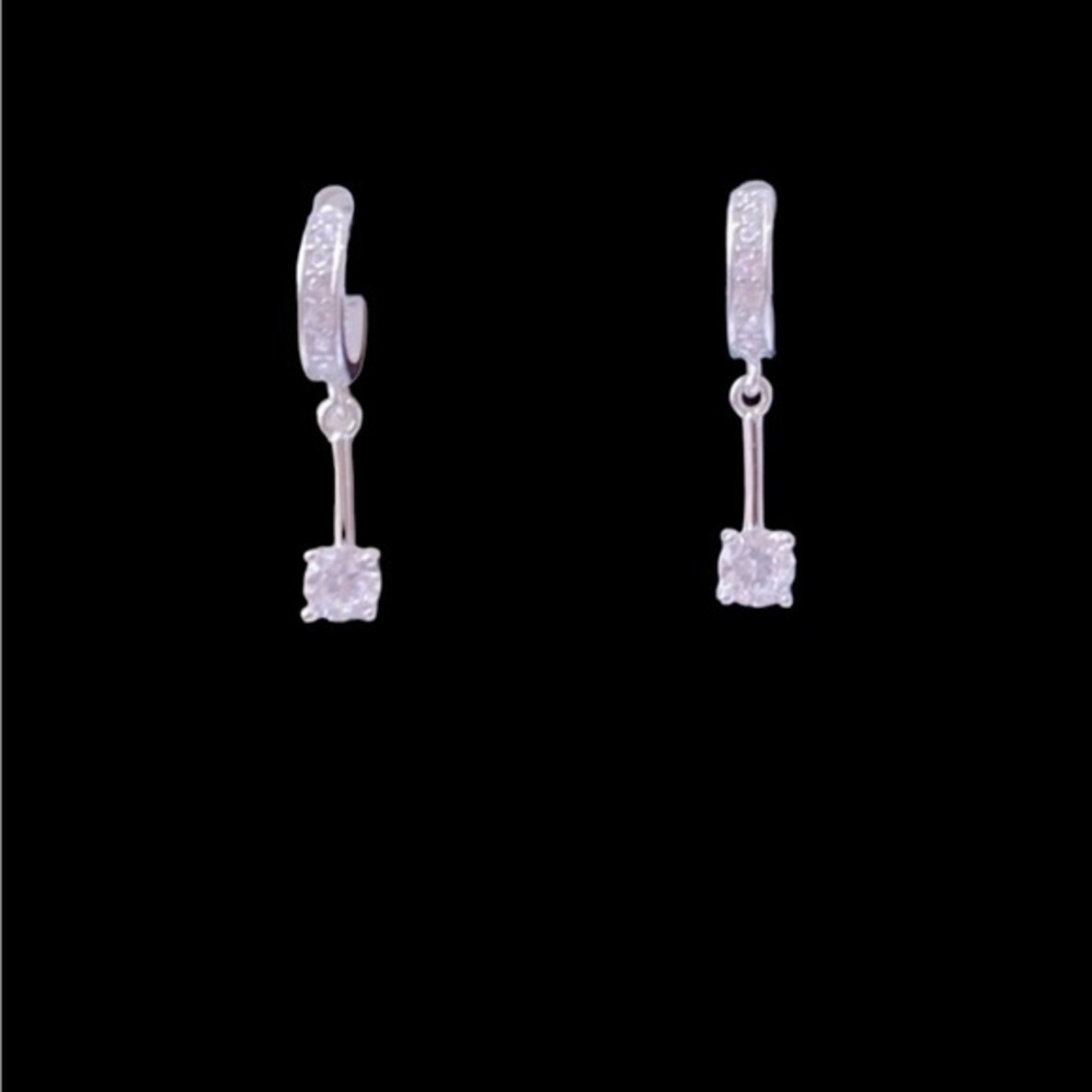 Sterling silver C-hoop earrings - Picture 2 of 11